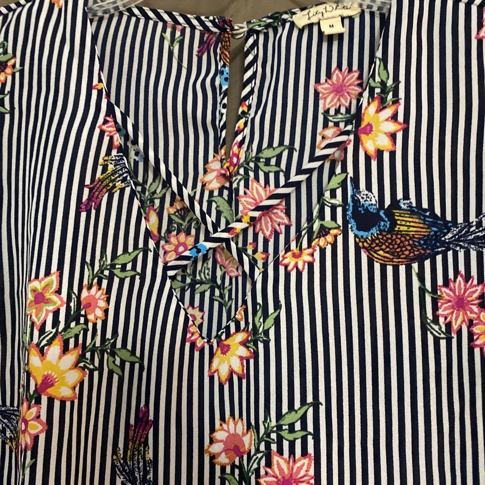 Lily White Blouse Size Medium - Picture 2 of 6